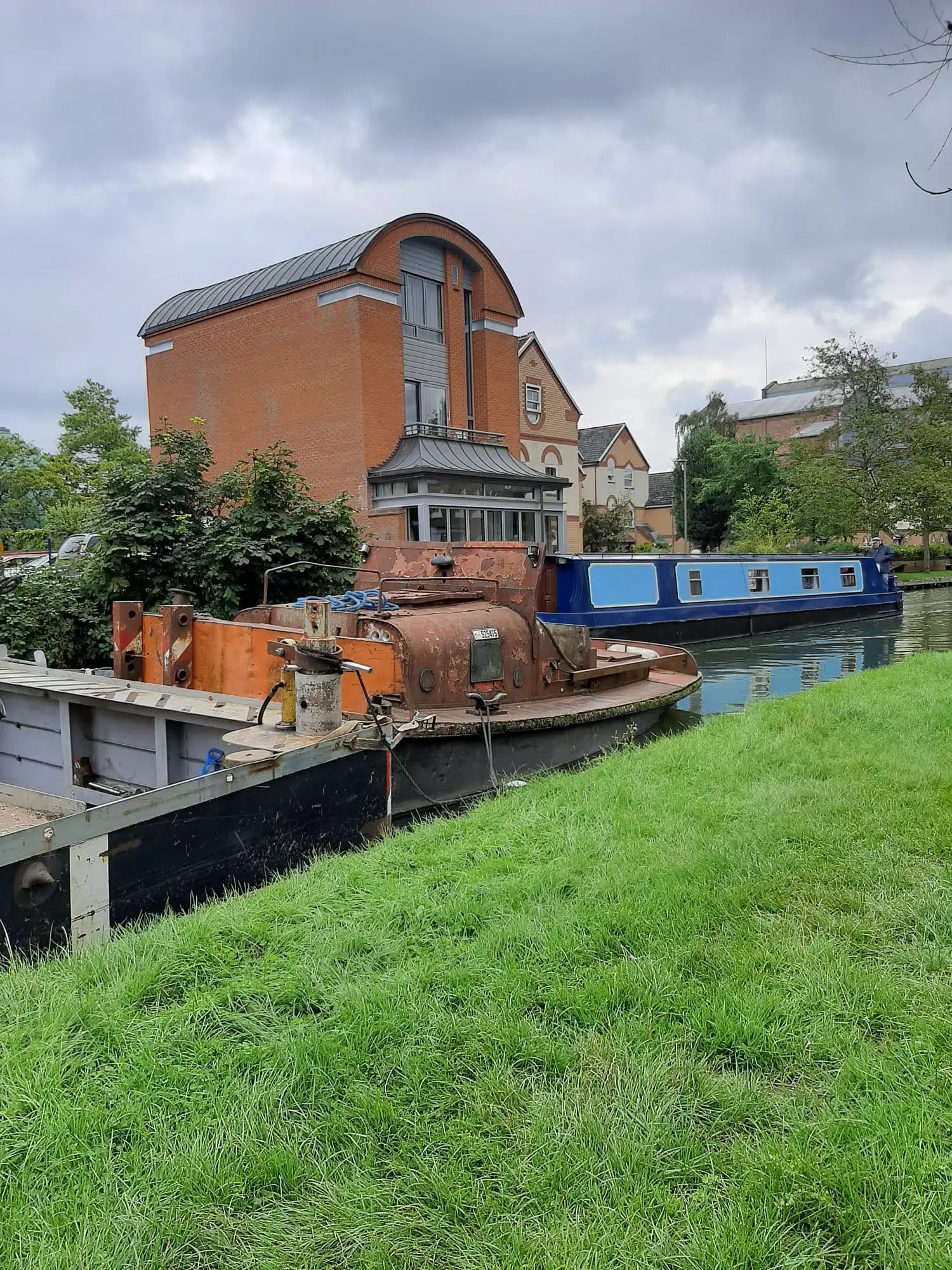 area-guide-boat - College and County